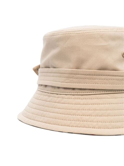 cappello burberry pescatora con fibbia|Burberry Limited.